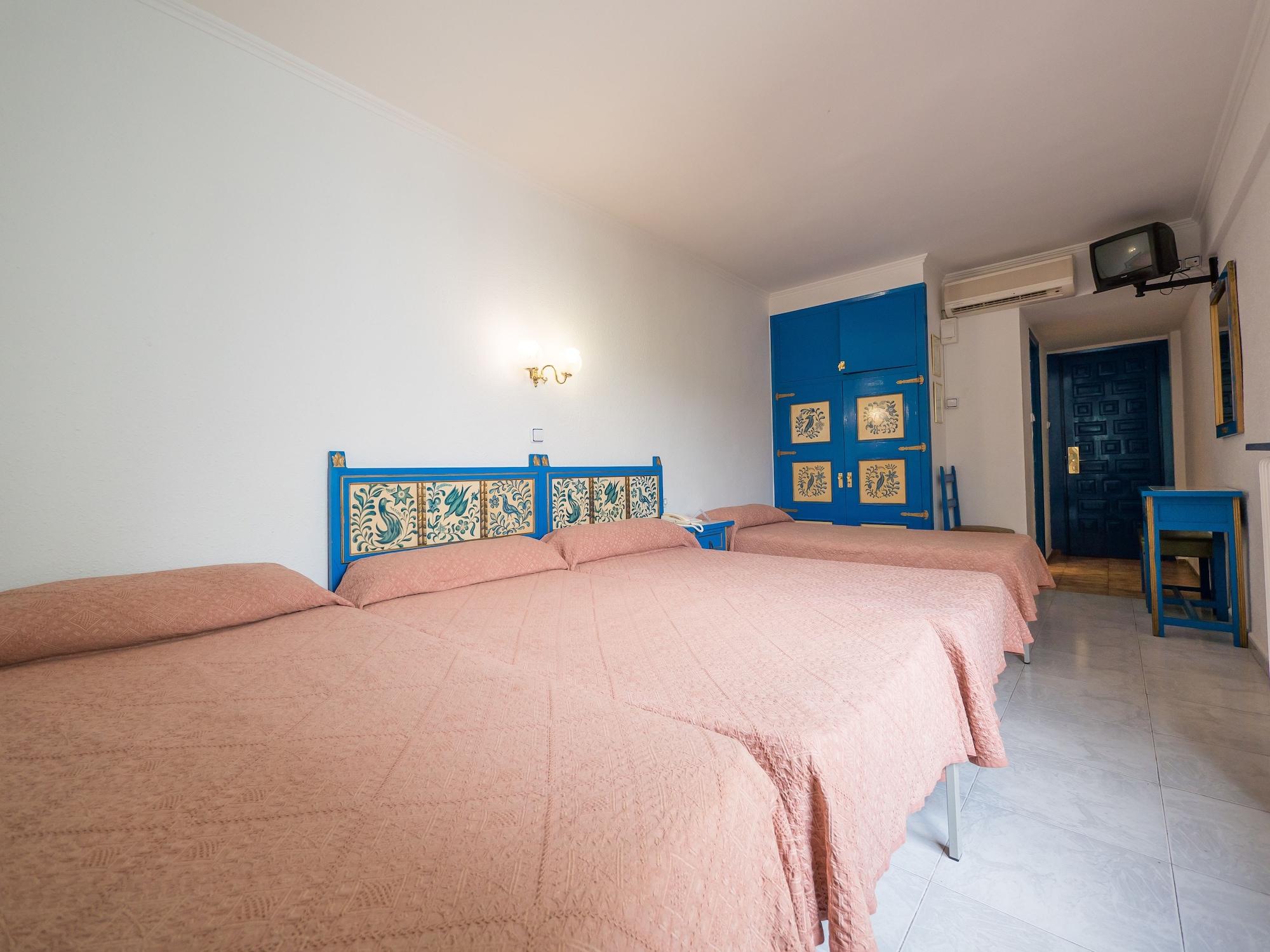 Checkin Garbi Hotel Калея Екстериор снимка