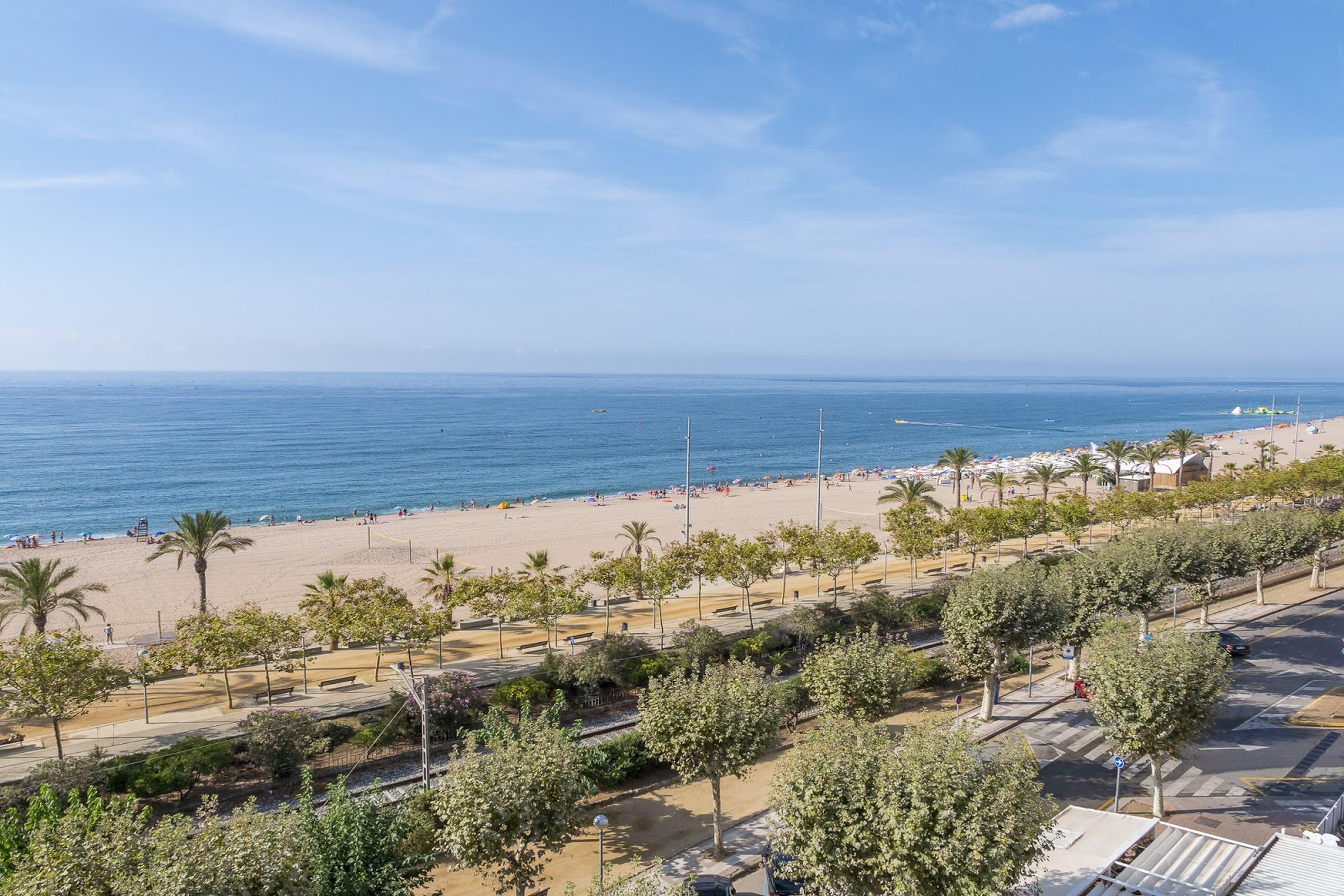 Checkin Garbi Hotel Калея Екстериор снимка