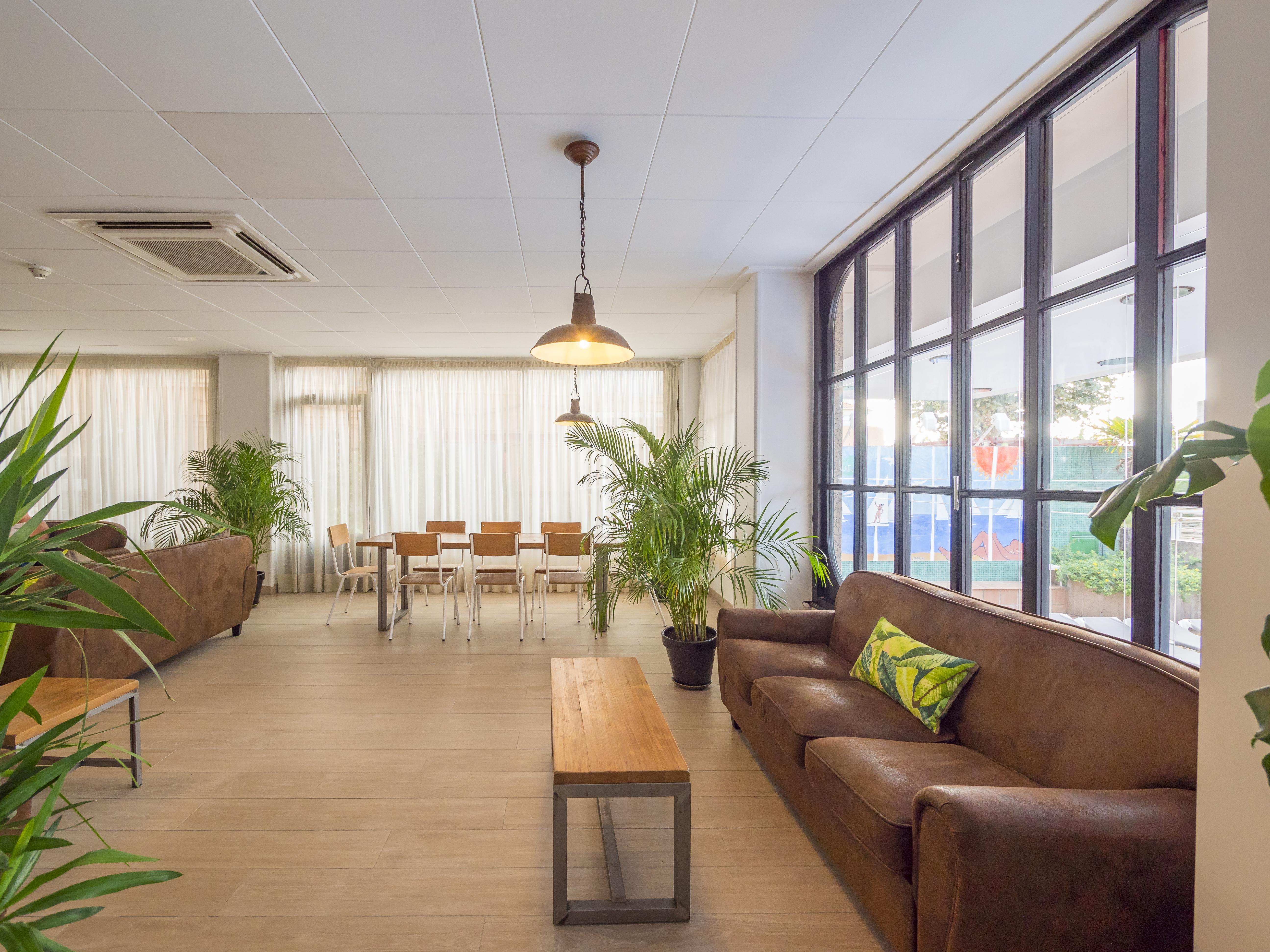 Checkin Garbi Hotel Калея Екстериор снимка