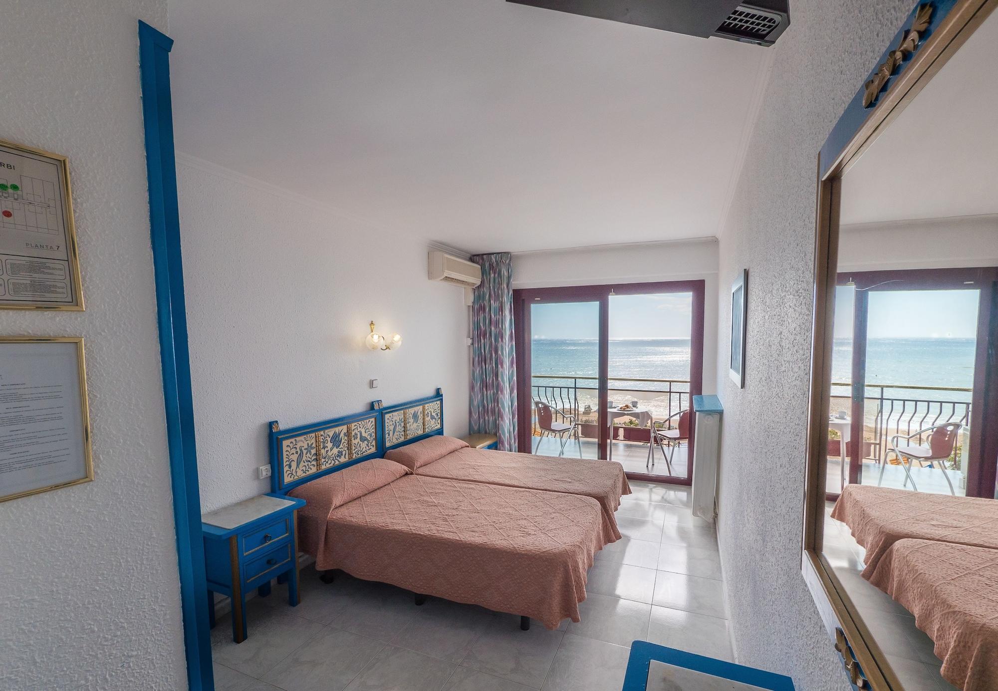 Checkin Garbi Hotel Калея Екстериор снимка