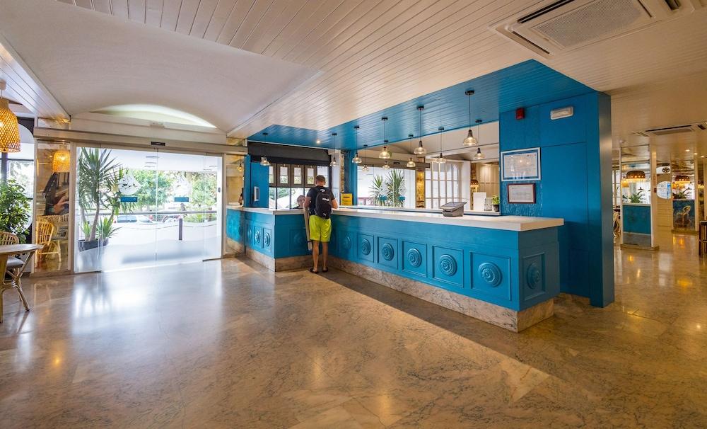Checkin Garbi Hotel Калея Екстериор снимка