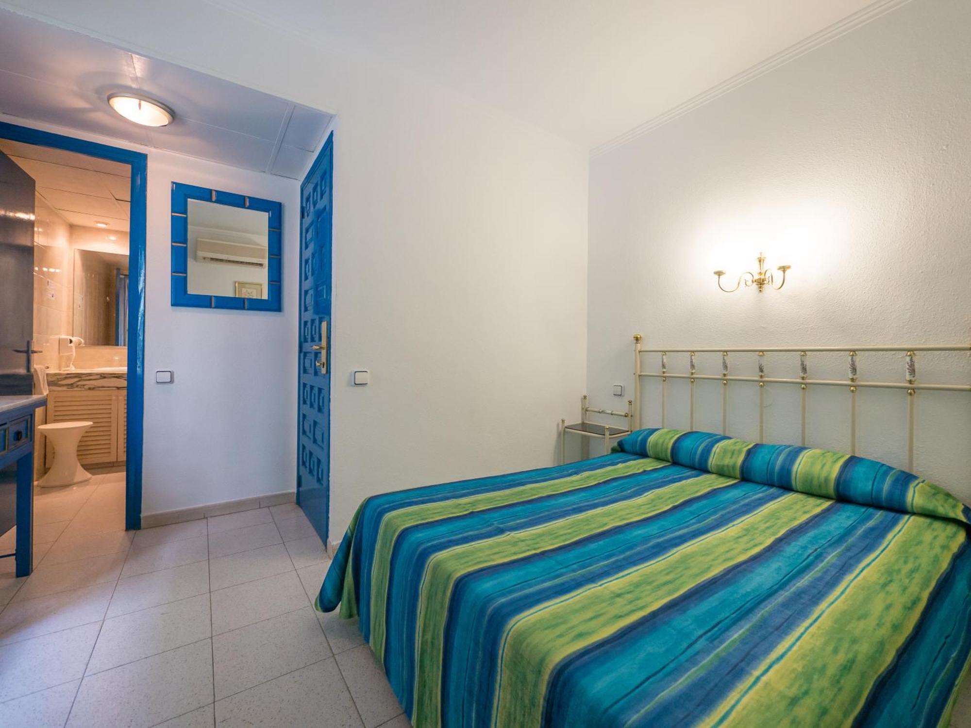 Checkin Garbi Hotel Калея Стая снимка