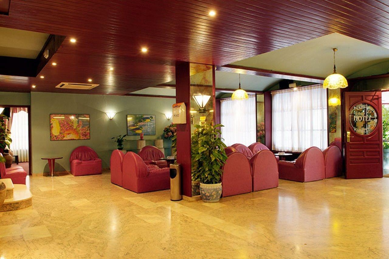 Checkin Garbi Hotel Калея Екстериор снимка